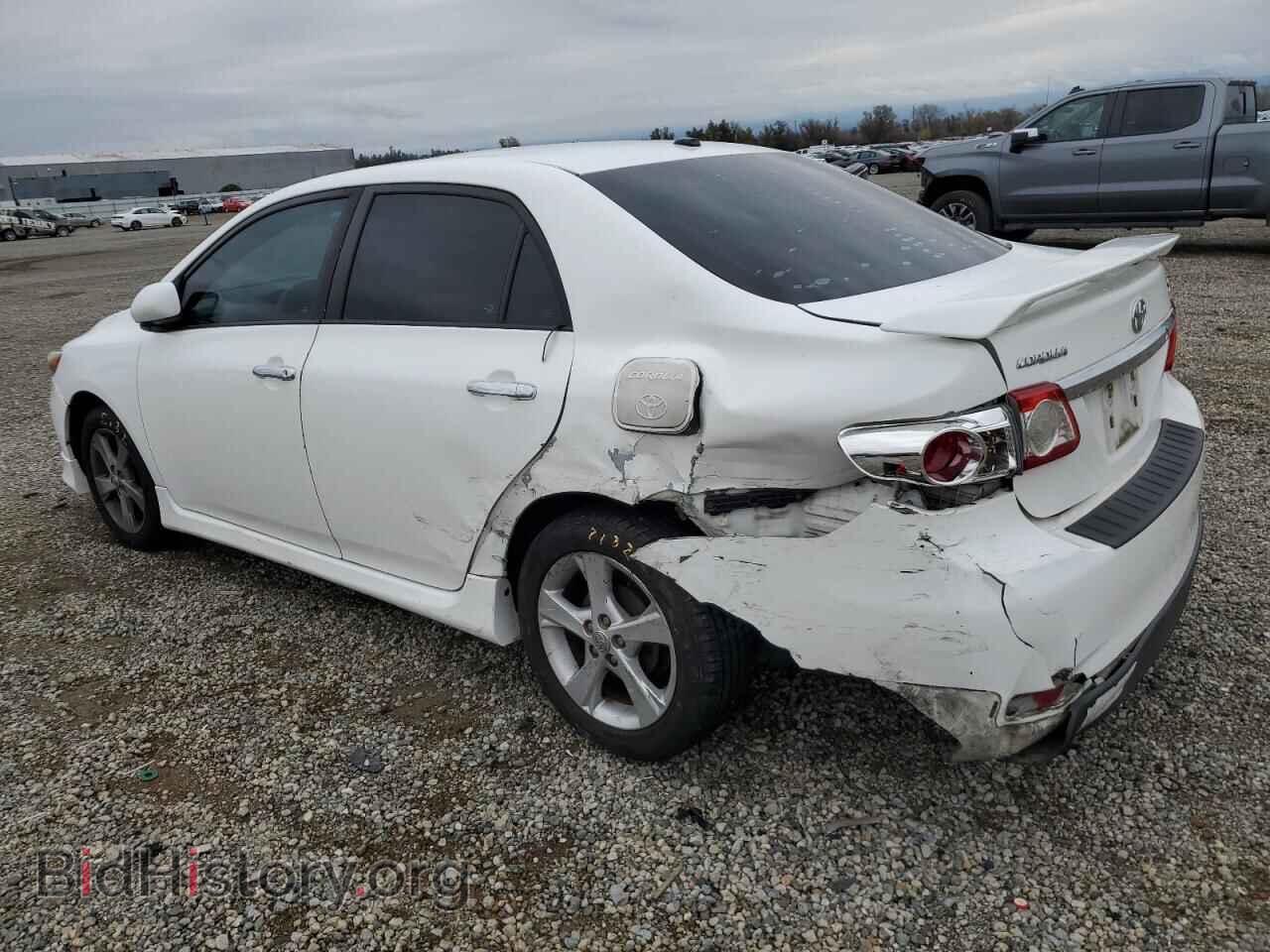 2011 TOYOTA COROLLA - VIN: 2T1BU4EE5BC704762 - Фото 2
