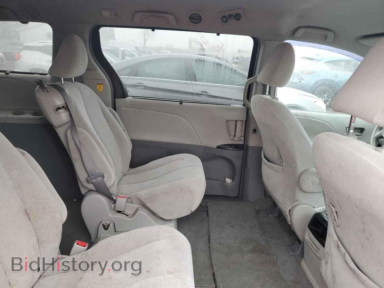 2011 TOYOTA All Models - VIN: 5TDKK3DC4BS015447 - Фото 11