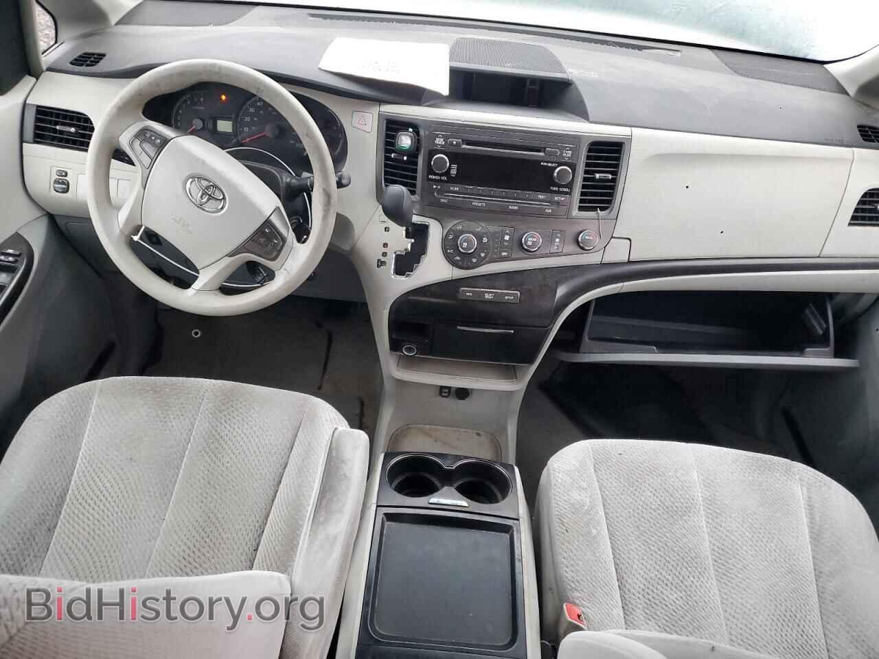 2011 TOYOTA All Models - VIN: 5TDKK3DC4BS015447 - Фото 8
