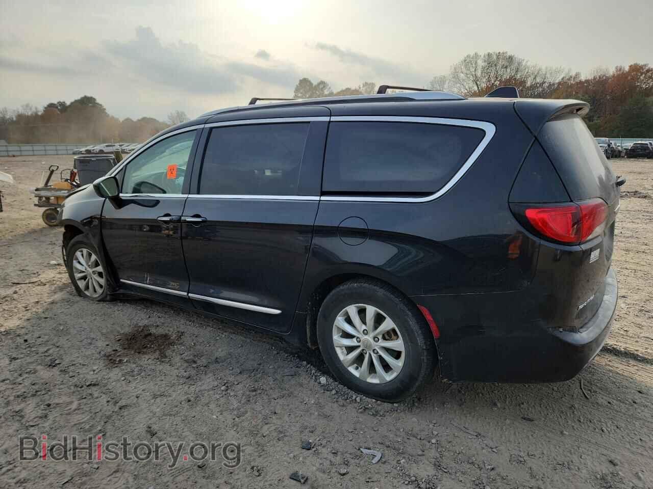 2019 CHRYSLER PACIFICA - VIN: 2C4RC1BG0KR732443 - Фото 2
