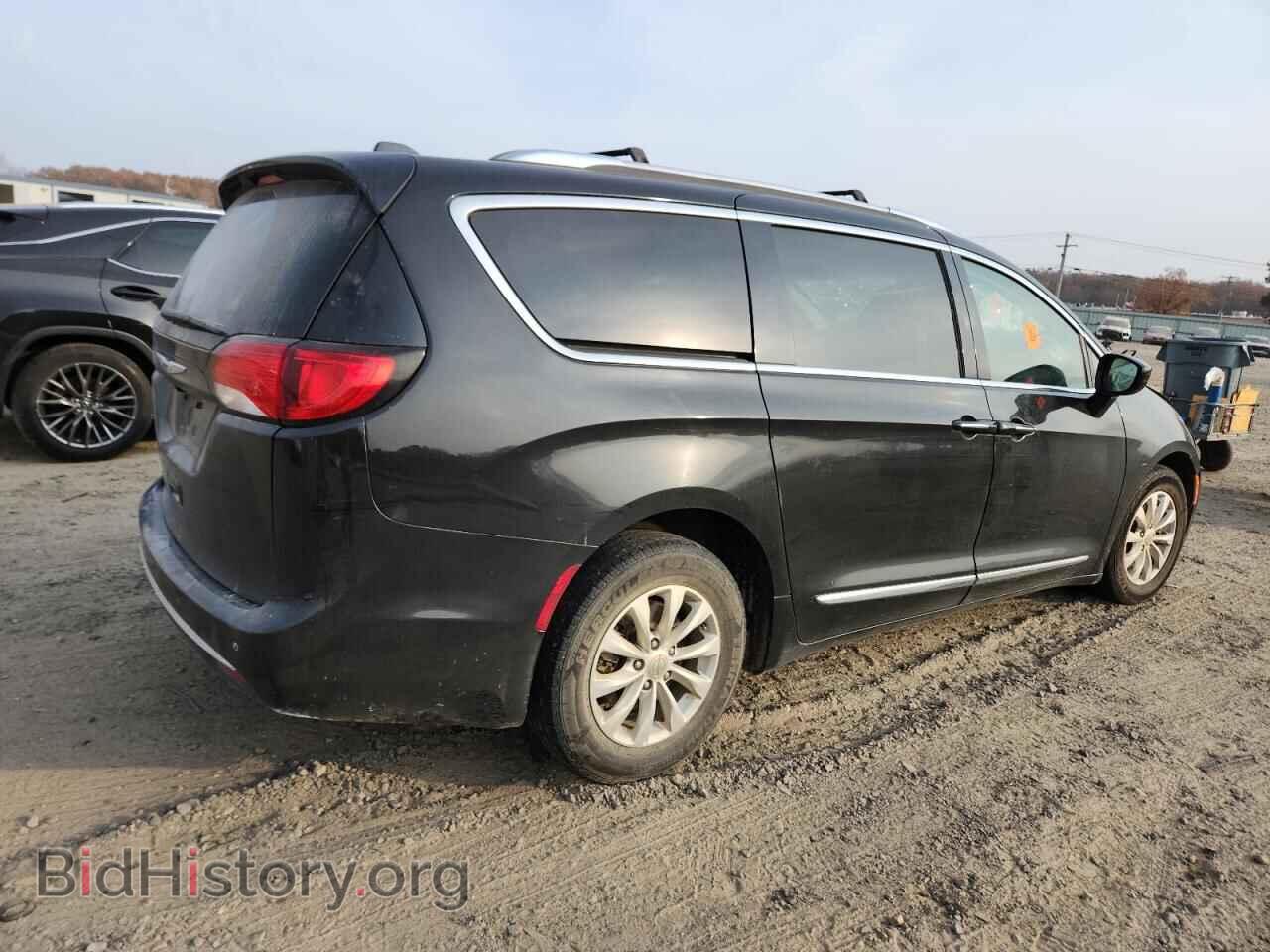 2019 CHRYSLER PACIFICA - VIN: 2C4RC1BG0KR732443 - Фото 3
