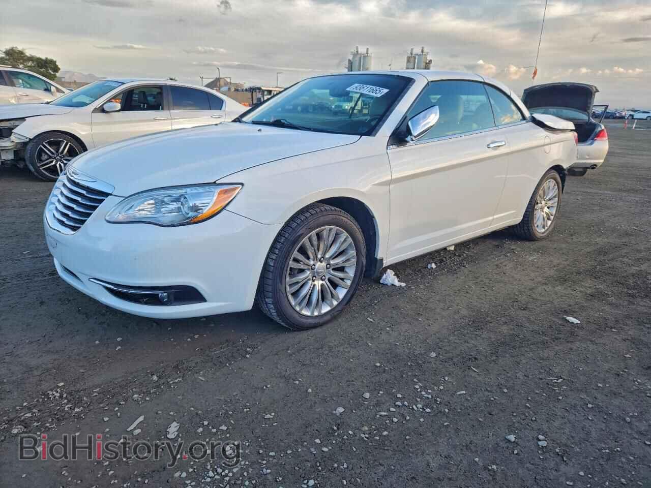 Photo 1C3BC7EG7BN575897 - CHRYSLER 200 2011
