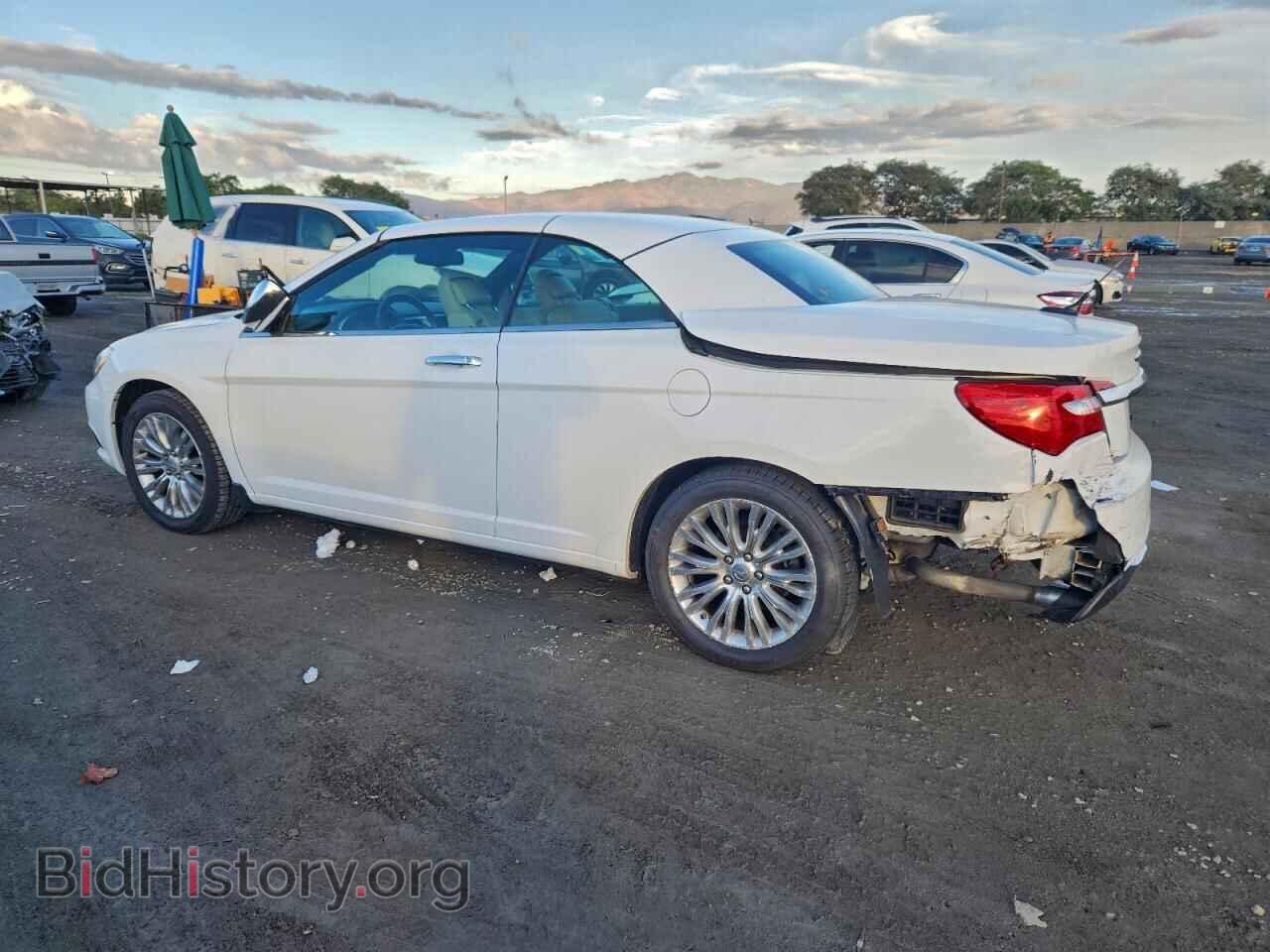 2011 CHRYSLER 200 - VIN: 1C3BC7EG7BN575897 - Фото 2