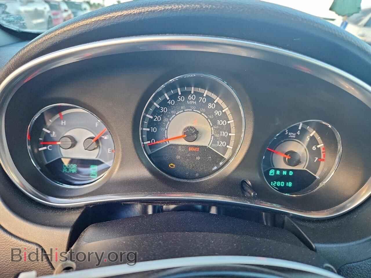 2011 CHRYSLER 200 - VIN: 1C3BC7EG7BN575897 - Фото 9