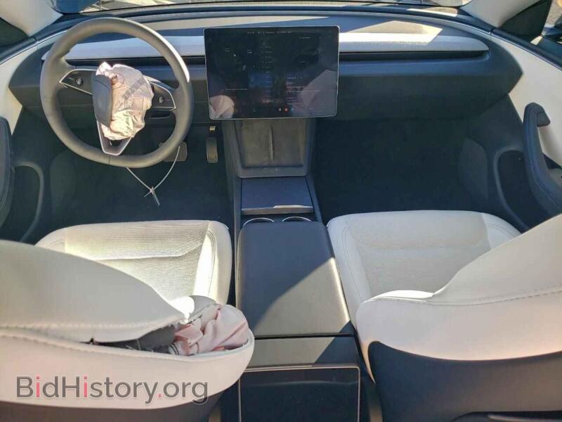 2024 Tesla MODEL 3 (VIN 5YJ3E1EA3RF821338) — photo 8 of 14