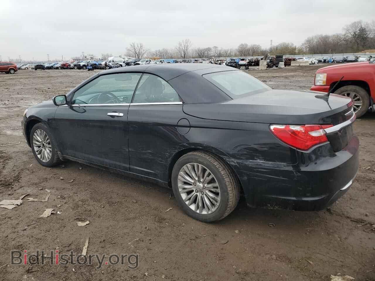 2013 CHRYSLER 200 - VIN: 1C3BCBFG0DN521121 - Фото 2