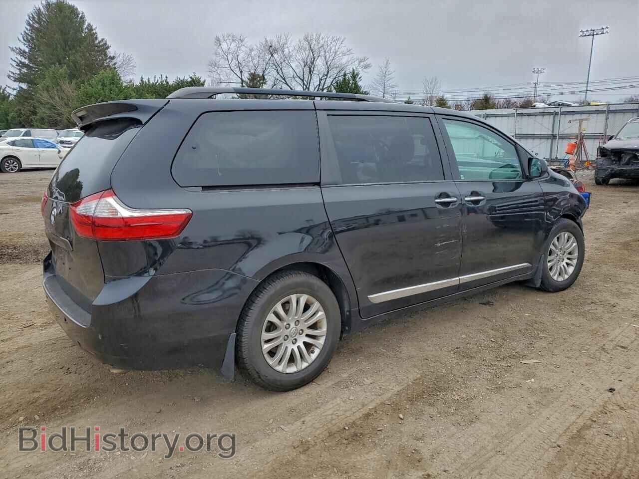 2017 TOYOTA All Models - VIN: 5TDYZ3DC5HS880099 - Фото 3