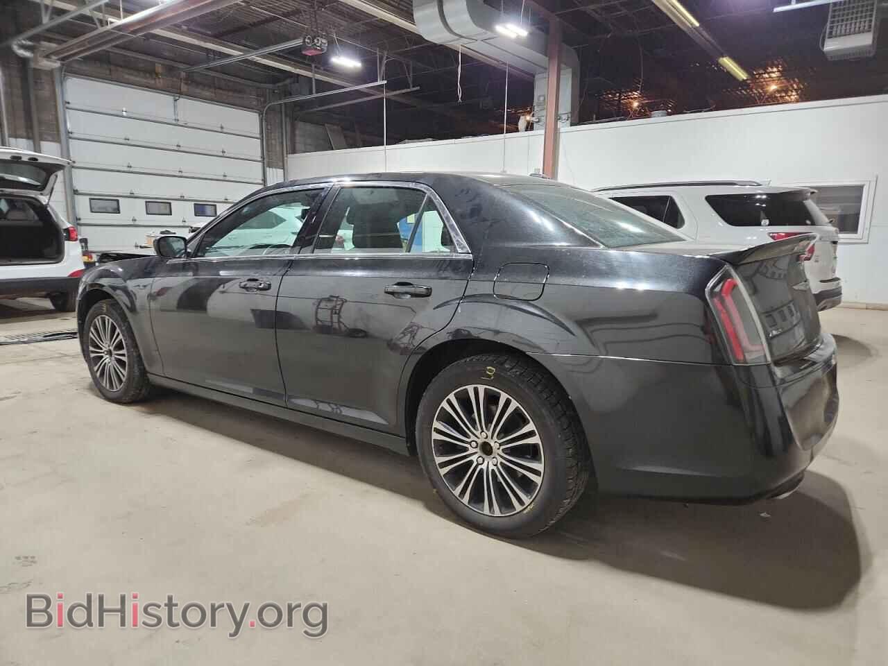 2014 CHRYSLER 300 - VIN: 2C3CCAGG9EH201481 - Фото 2