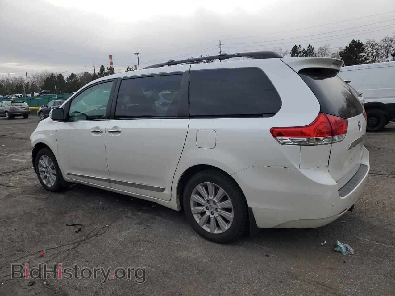 2013 TOYOTA All Models - VIN: 5TDDK3DC4DS069617 - Фото 2