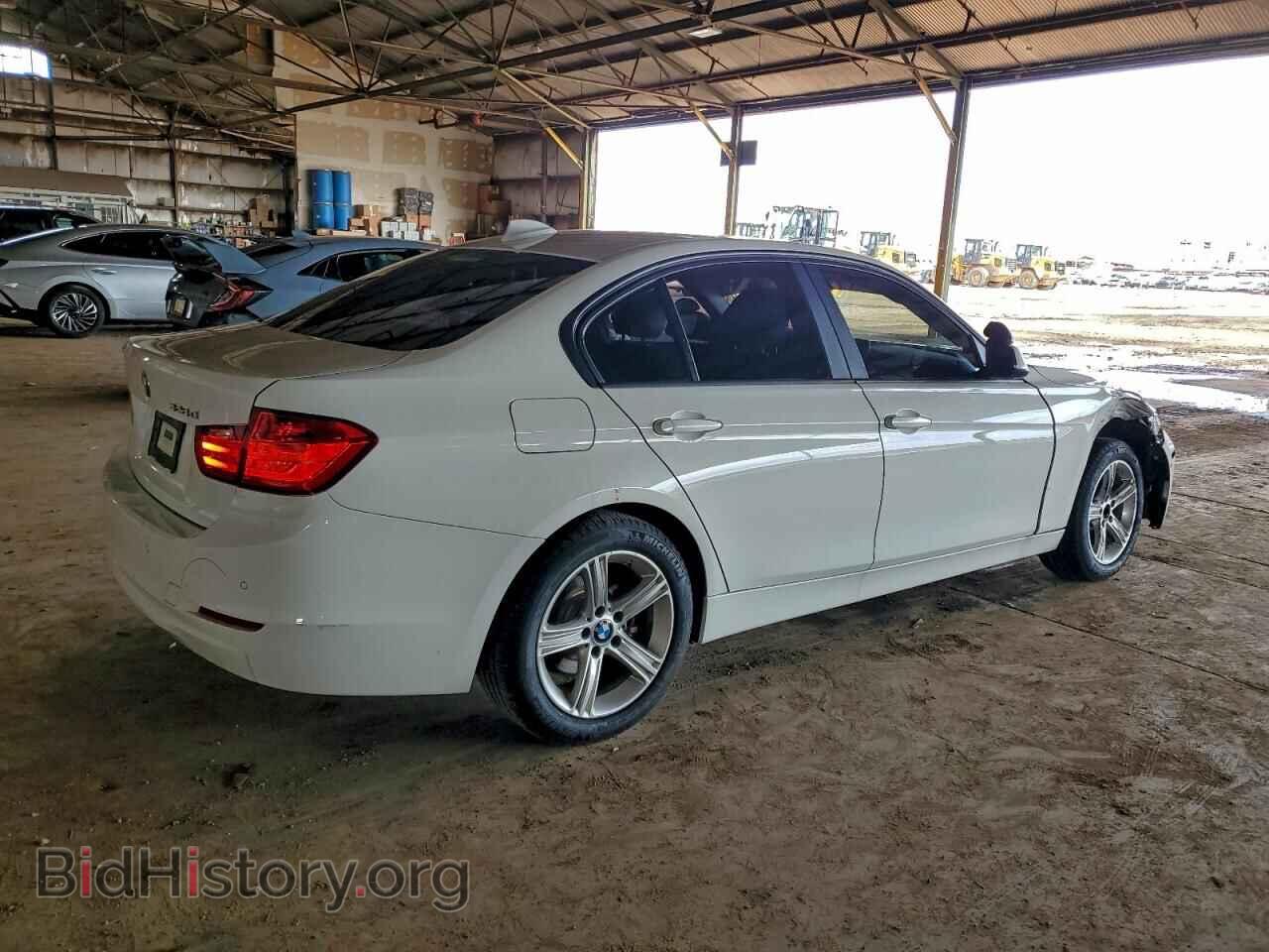 2014 BMW 3 SERIES - VIN: WBA3D3C50EK156042 - Фото 3