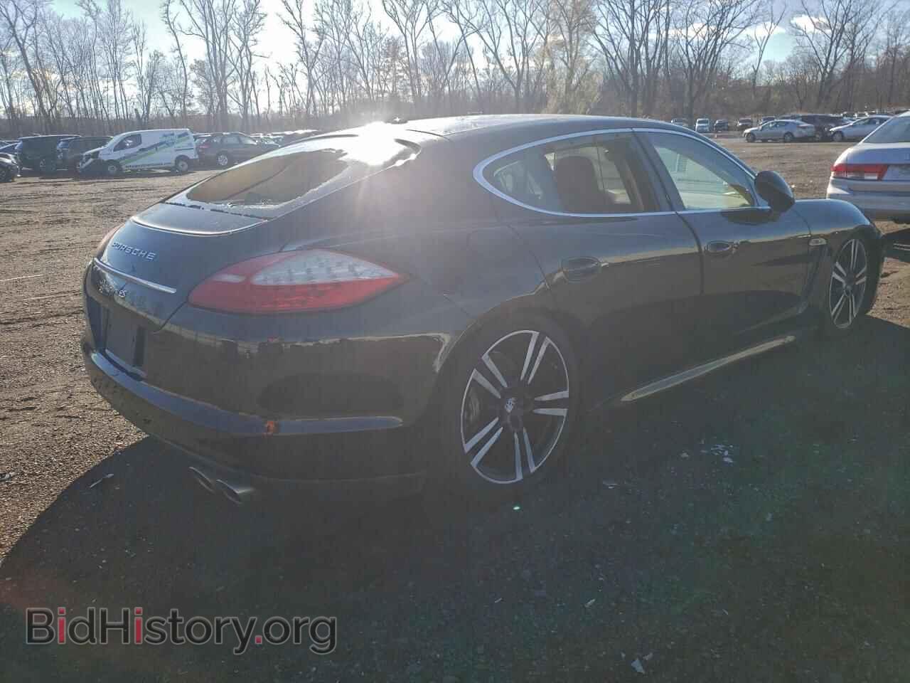 2011 PORSCHE PANAMERA - VIN: WP0AB2A76BL061439 - Photo 3
