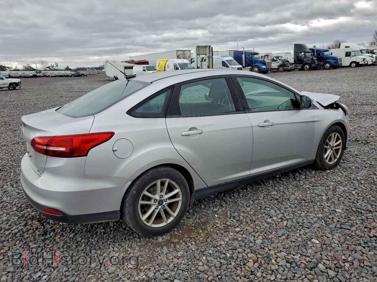 2018 FORD FOCUS - VIN: 1FADP3FE2JL210140 - Photo 3
