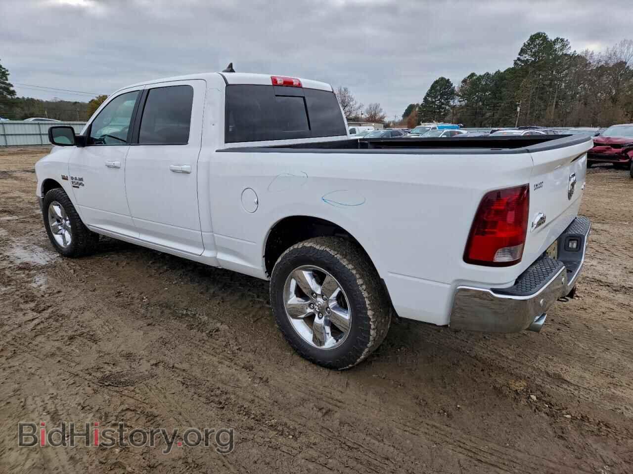 2019 RAM 1500 - VIN: 1C6RR7TT4KS727779 - Фото 2