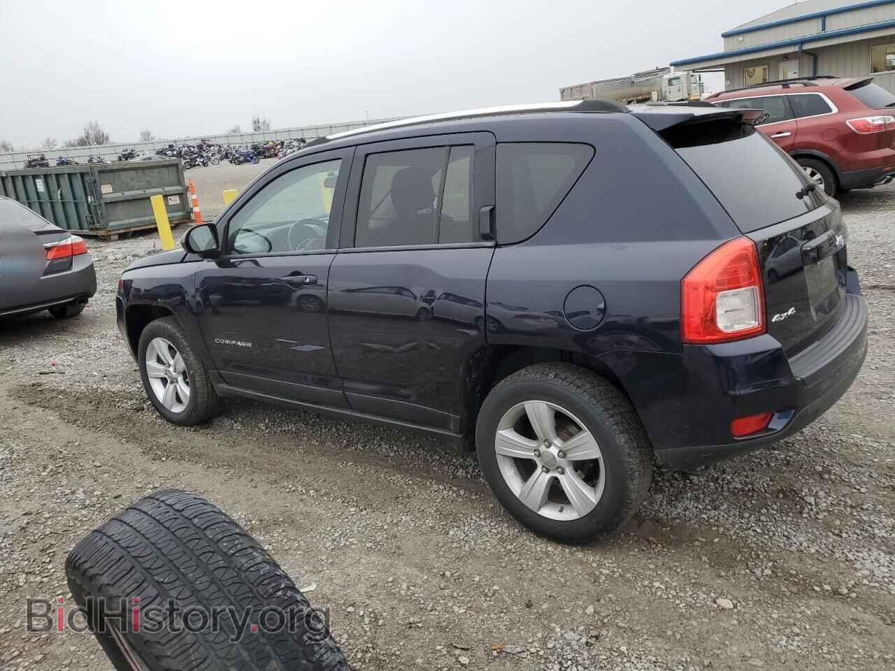 2011 JEEP COMPASS - VIN: 1J4NF1FB3BD170023 - Photo 2