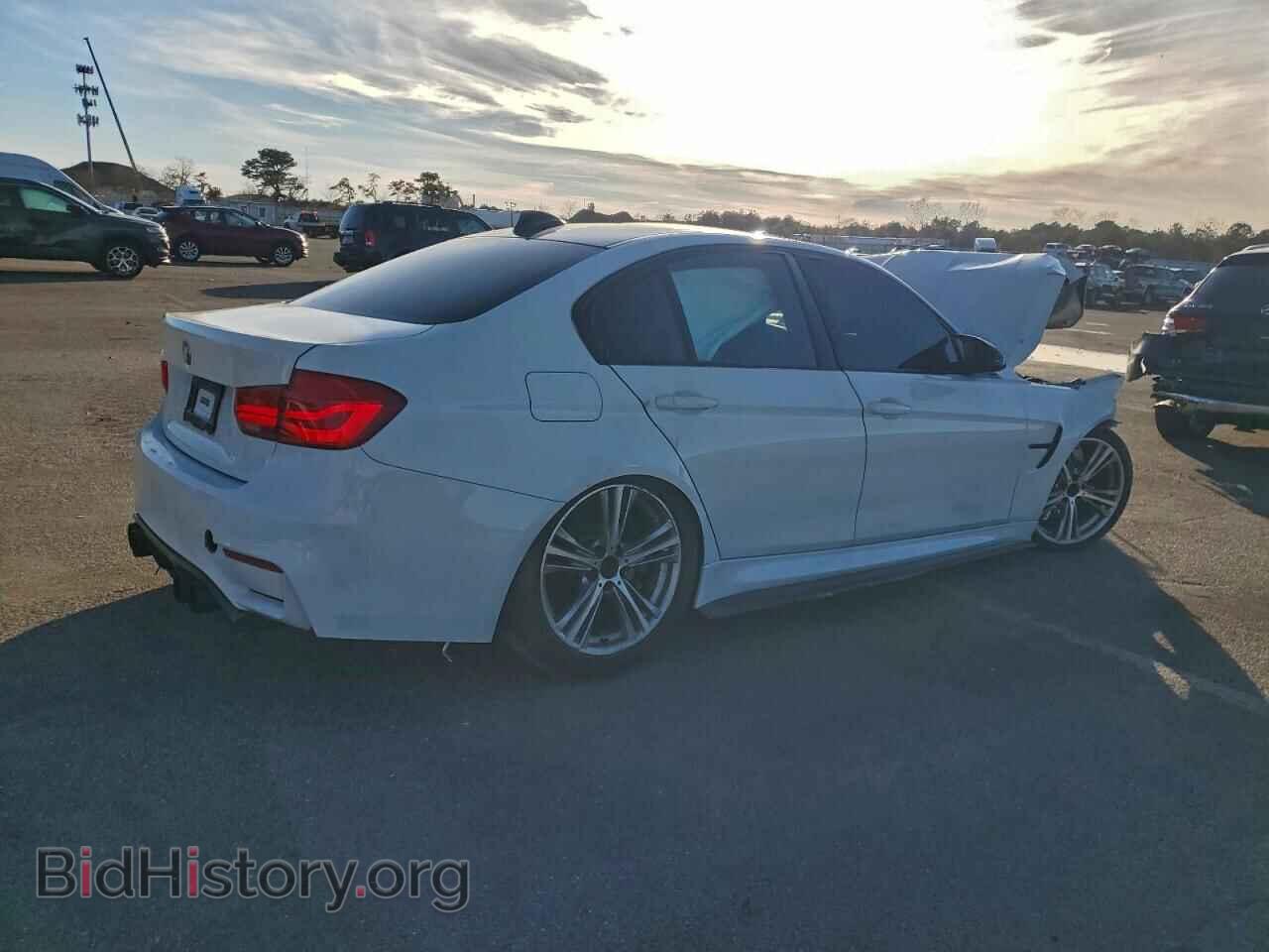 2018 BMW M3 - VIN: WBS8M9C51J5J80136 - Фото 3