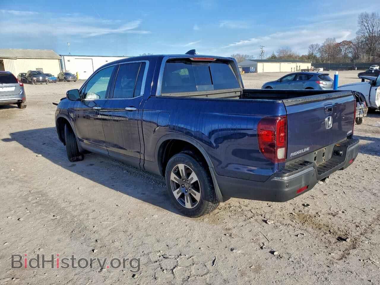 2019 HONDA RIDGELINE - VIN: 5FPYK3F79KB031889 - Фото 2