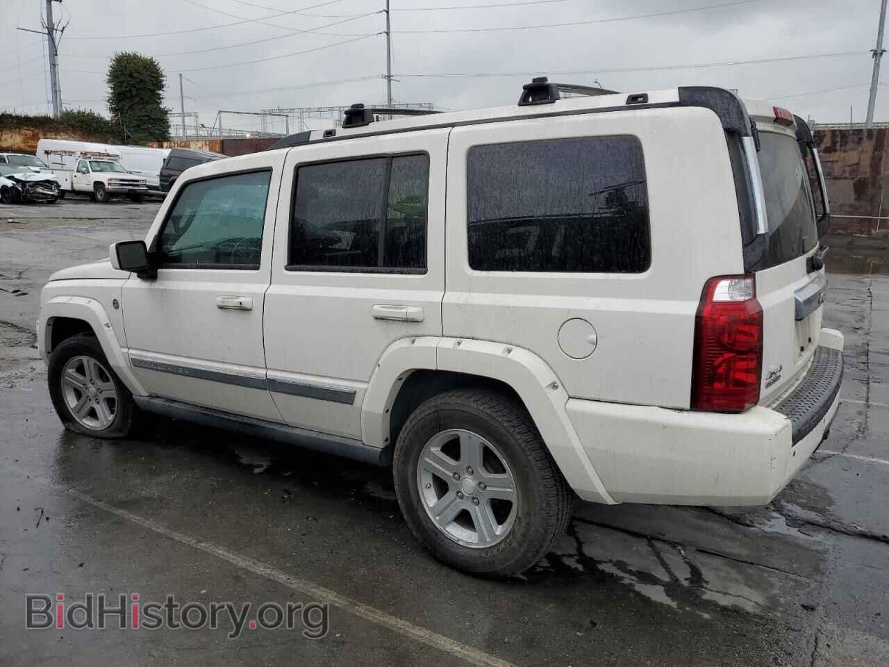 2010 JEEP COMMANDER - VIN: 1J4RG5GT5AC153225 - Фото 2