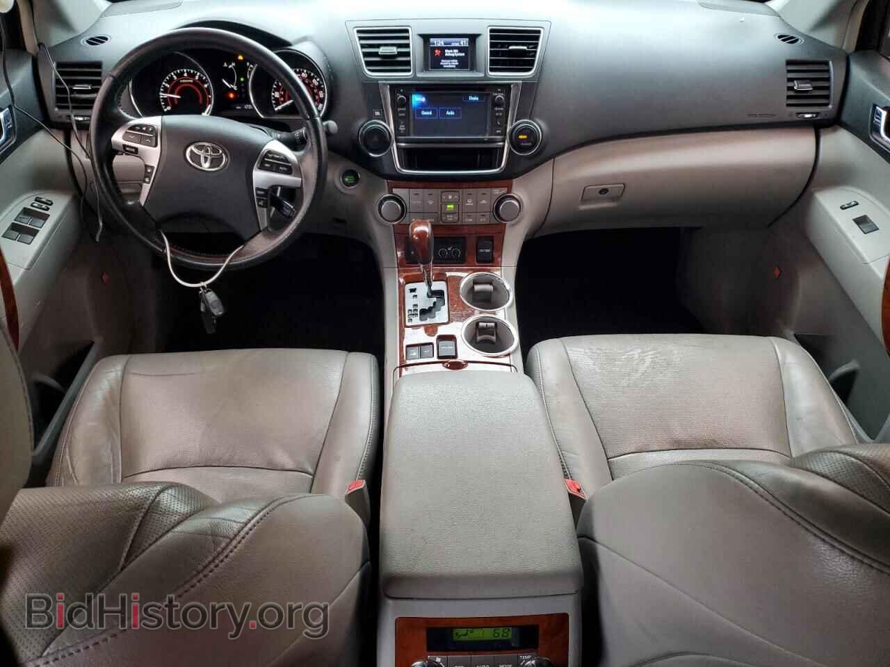 2013 TOYOTA HIGHLANDER - VIN: 5TDDK3EH8DS216824 - Фото 8