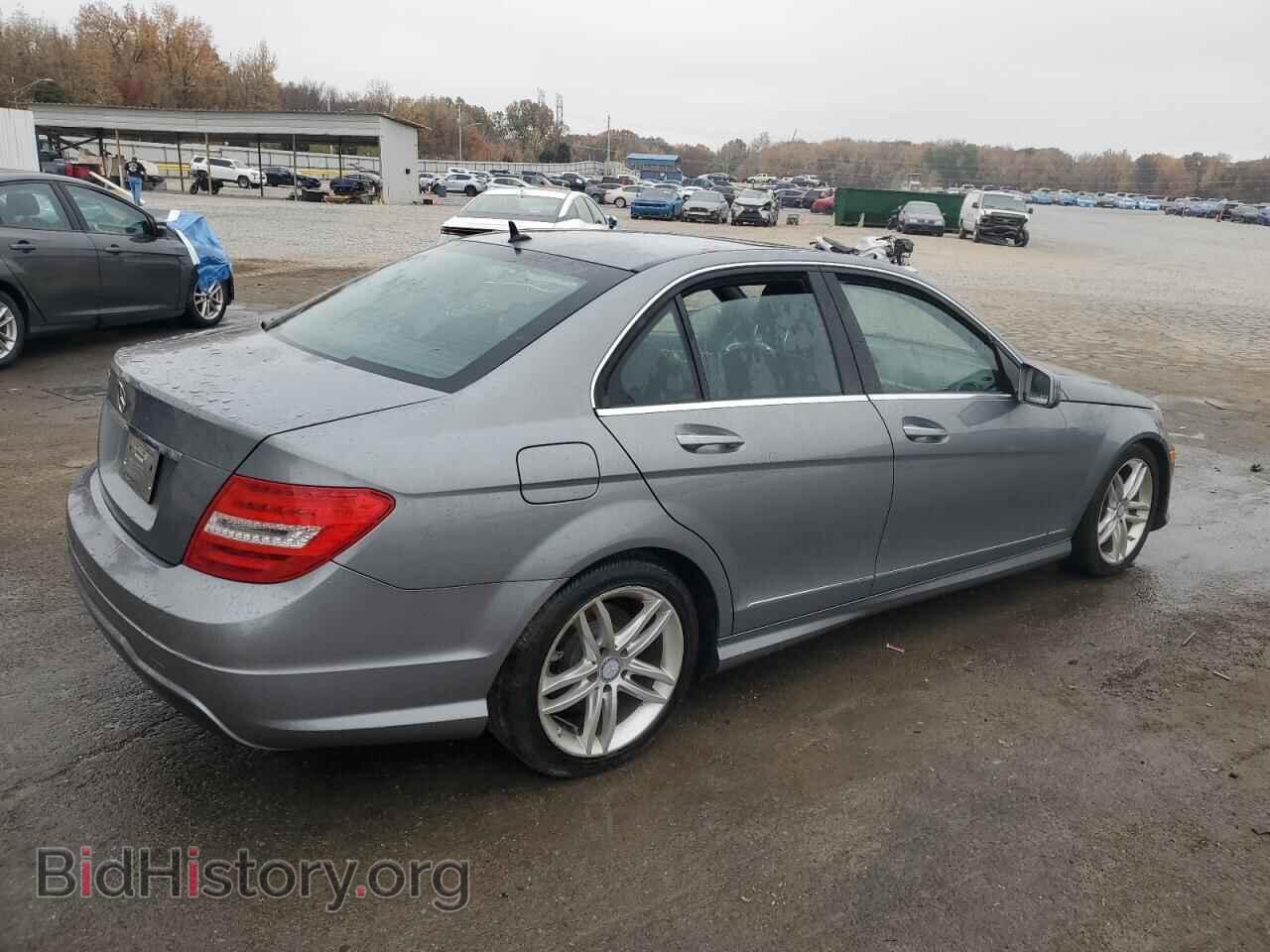 2014 MERCEDES-BENZ C-CLASS - VIN: WDDGF4HB0ER308739 - Фото 3