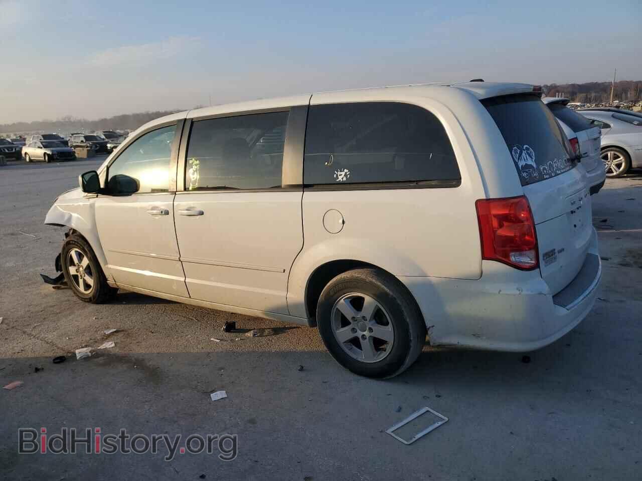 2011 DODGE CARAVAN - VIN: 2D4RN3DG2BR680190 - Photo 2