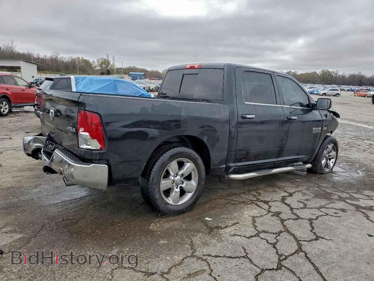 2017 RAM 1500 - VIN: 3C6RR7LT5HG688281 - Фото 3