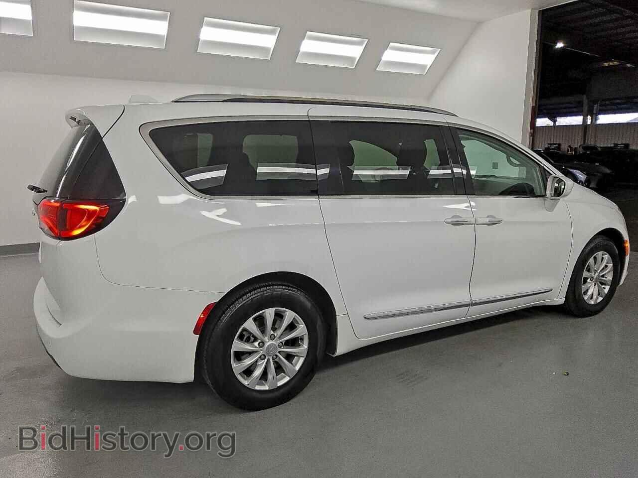 2019 CHRYSLER PACIFICA - VIN: 2C4RC1BG3KR624995 - Фото 3