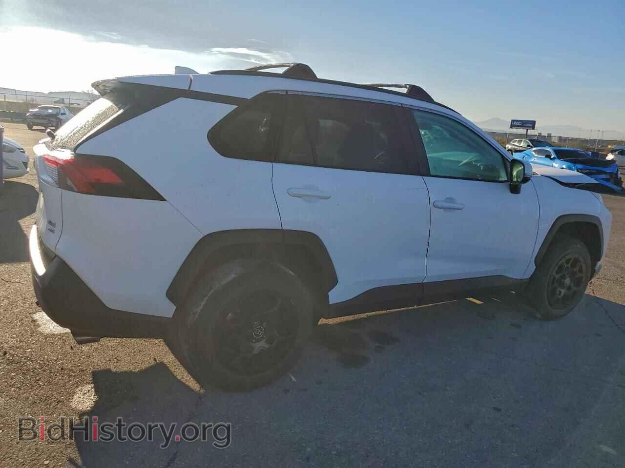 2021 TOYOTA RAV4 - VIN: 2T3P1RFV4MC223597 - Фото 3