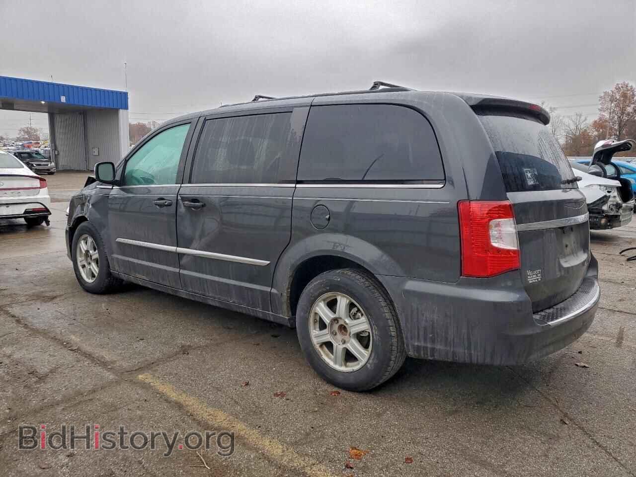2011 CHRYSLER MINIVAN - VIN: 2A4RR8DG8BR761106 - Photo 2