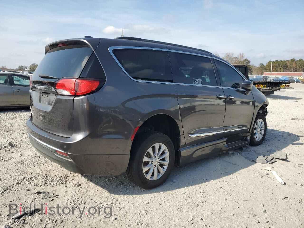 2017 CHRYSLER PACIFICA - VIN: 2C4RC1BG2HR621885 - Фото 3