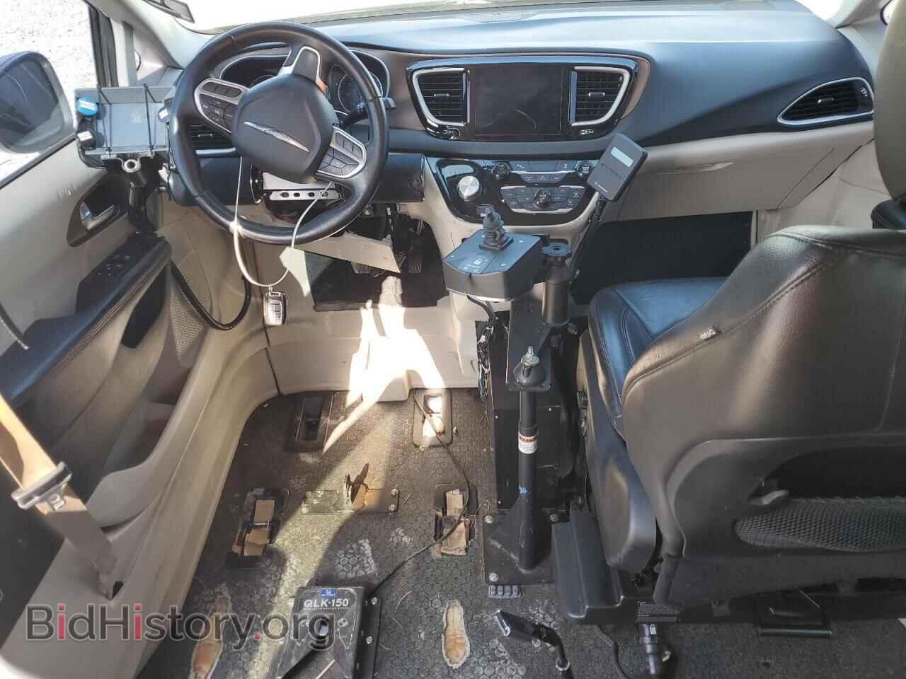 2017 CHRYSLER PACIFICA - VIN: 2C4RC1BG2HR621885 - Фото 8