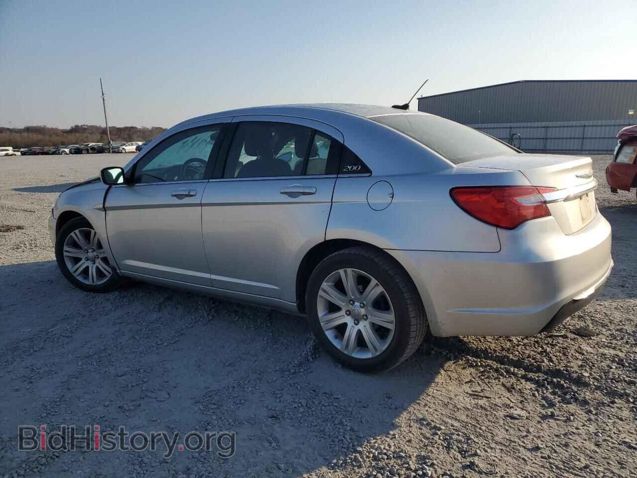 2012 CHRYSLER 200 - VIN: 1C3CCBBG9CN175451 - Фото 2