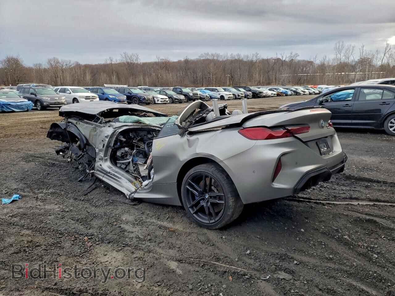 2022 BMW M8 - VIN: WBSDZ0C08NCJ59513 - Фото 2