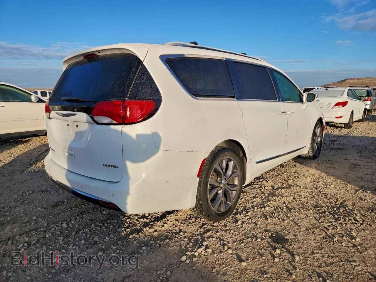 2017 CHRYSLER PACIFICA - VIN: 2C4RC1GG8HR812235 - Фото 3