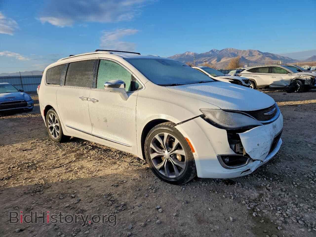 2017 CHRYSLER PACIFICA - VIN: 2C4RC1GG8HR812235 - Фото 4