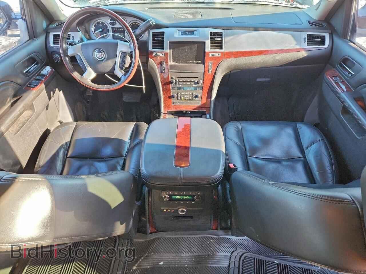 2011 CADILLAC ESCALADE - VIN: 1GYS4BEF0BR283823 - Фото 8