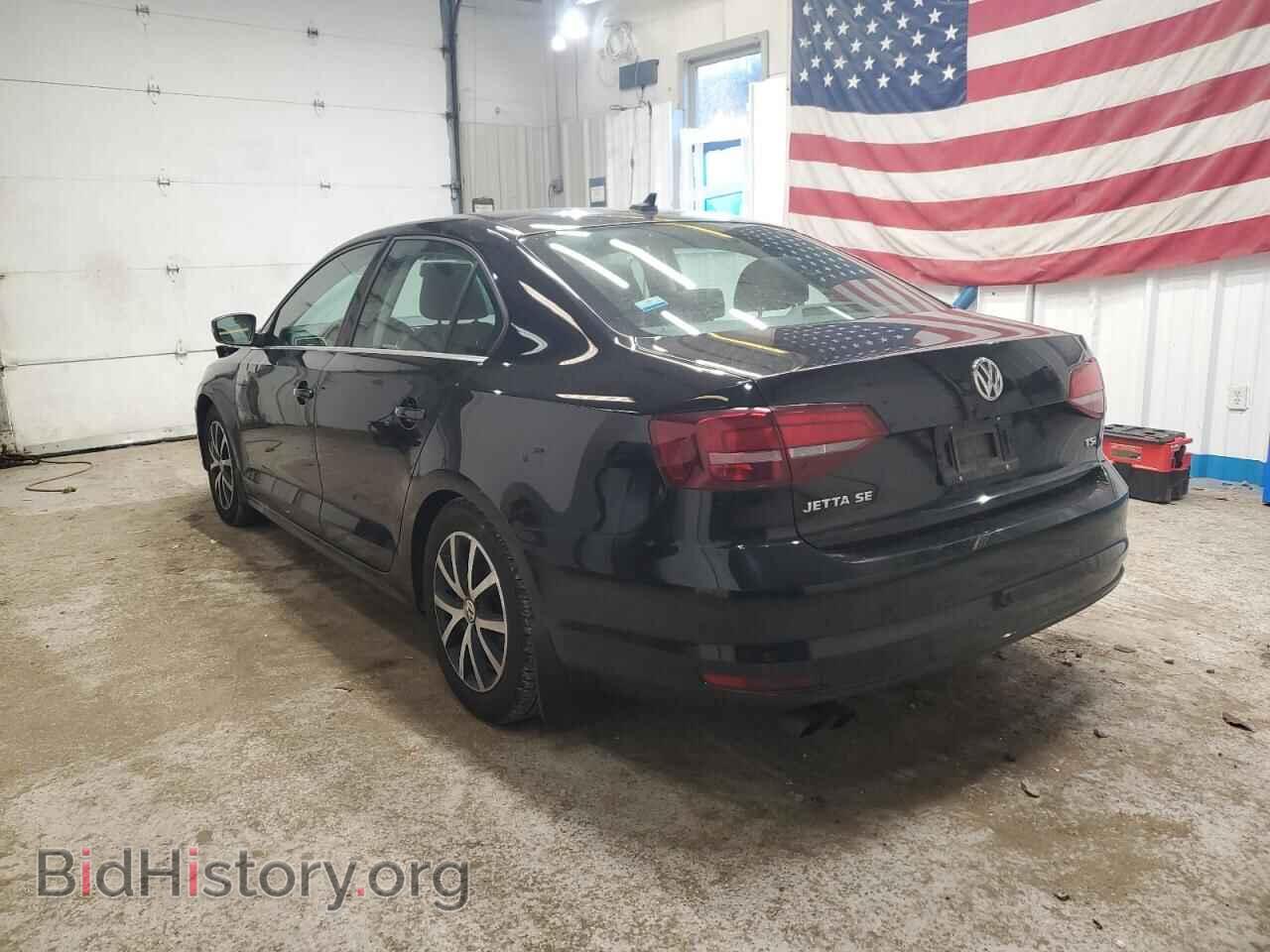 2017 VOLKSWAGEN JETTA - VIN: 3VWDB7AJ5HM207890 - Фото 2