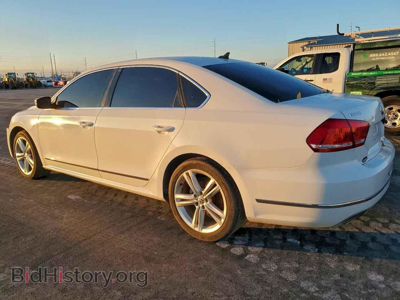 2014 VOLKSWAGEN PASSAT - VIN: 1VWCN7A36EC071237 - Фото 2