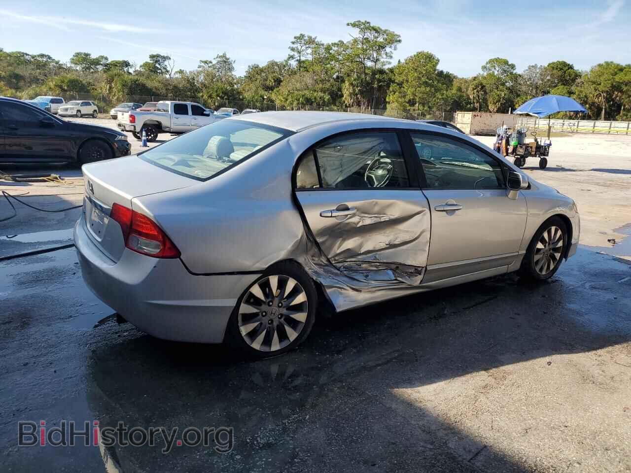 2011 HONDA CIVIC - VIN: 19XFA1F81BE019631 - Фото 3