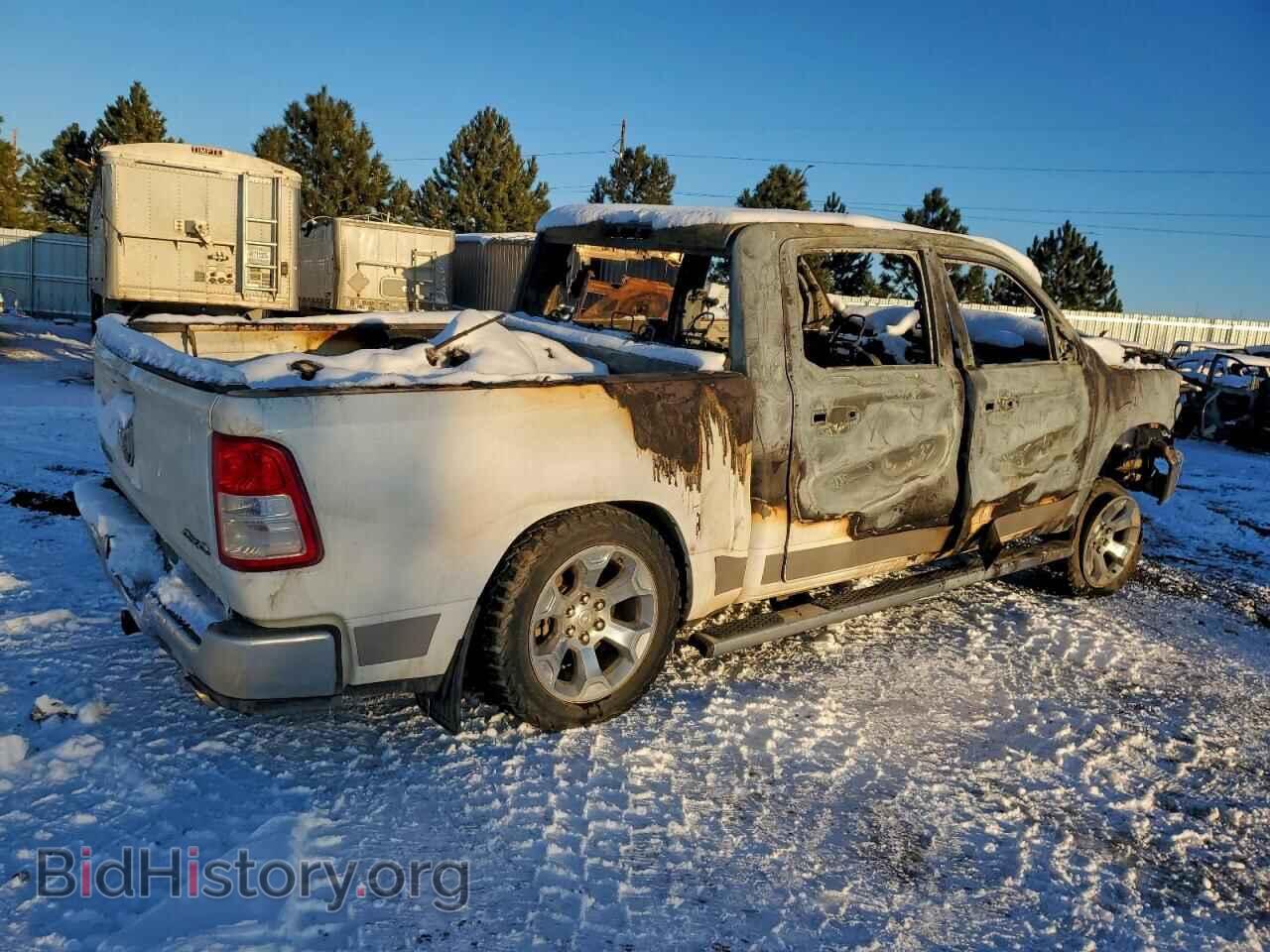 2022 RAM 1500 - VIN: 1C6SRFFT0NN379151 - Фото 3