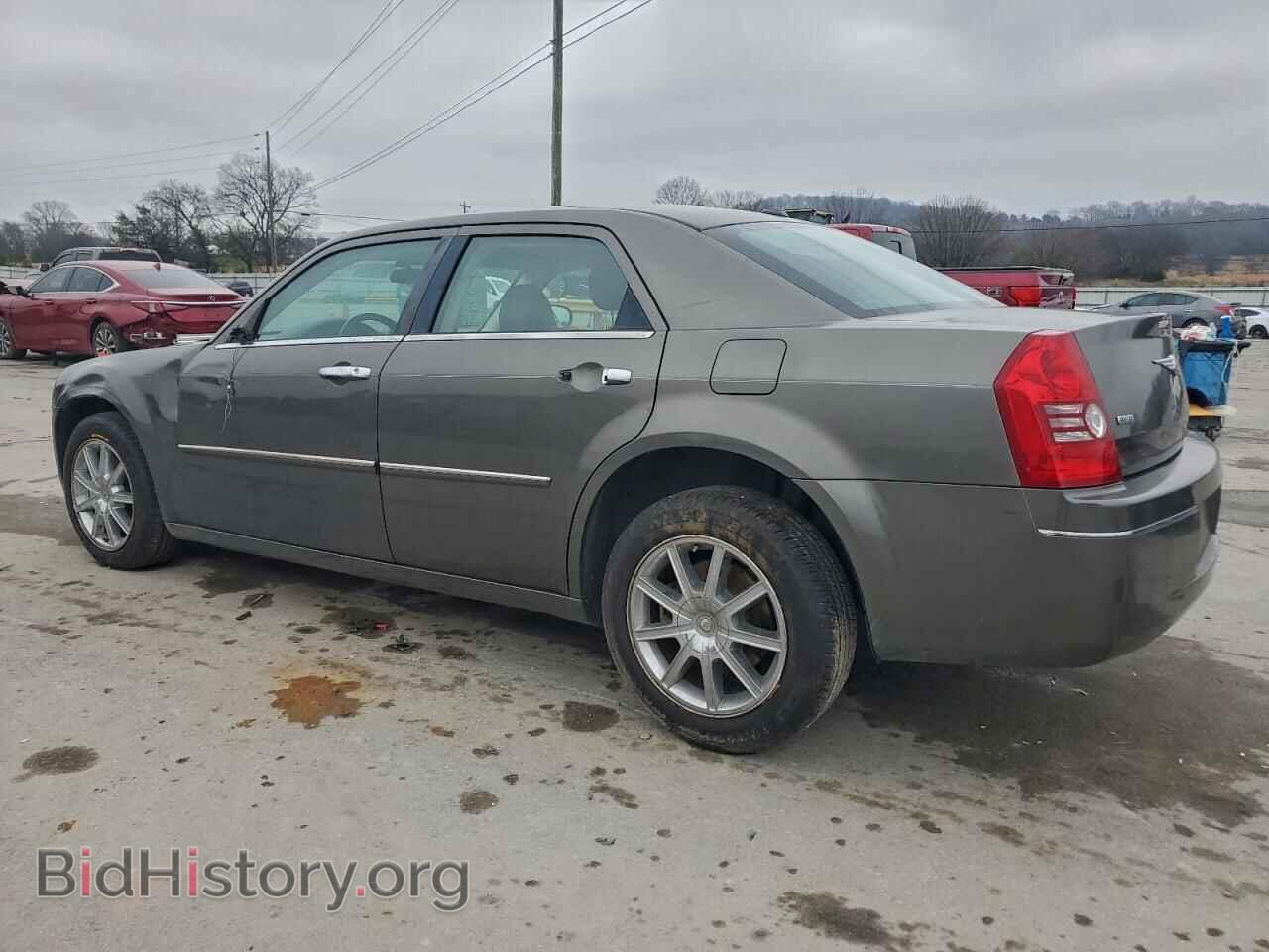 2010 CHRYSLER 300 - VIN: 2C3CK5CV5AH170917 - Фото 2