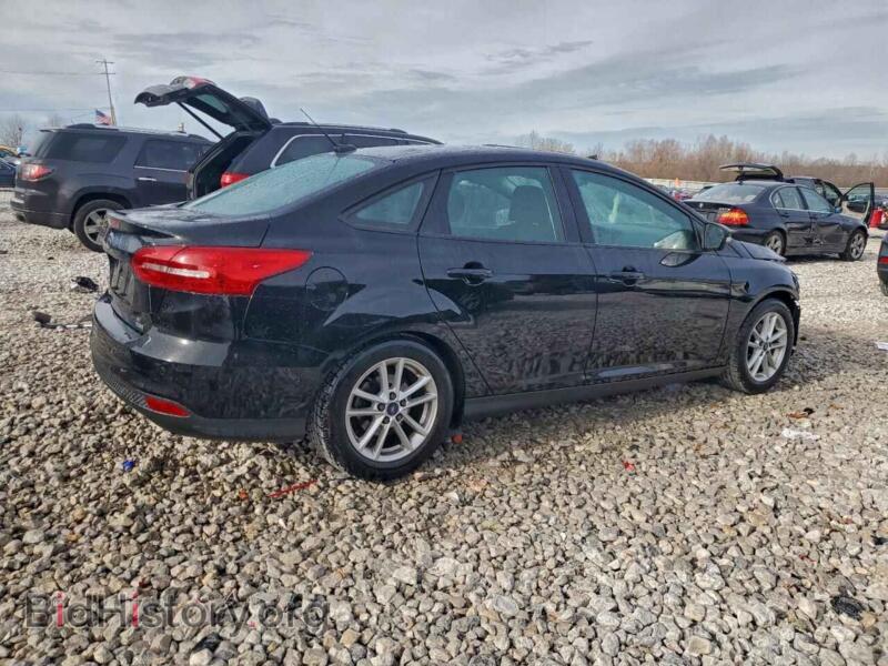 2016 Ford FOCUS (VIN 1FADP3FE9GL200052) — photo 3 of 15
