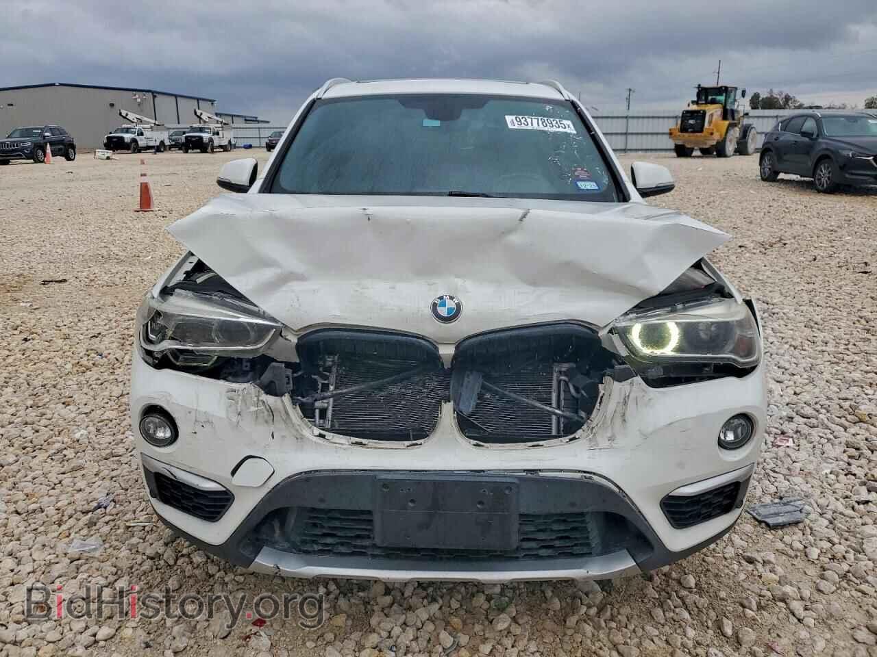 2017 BMW X1 - VIN: WBXHT3C32H5F81765 - Фото 5