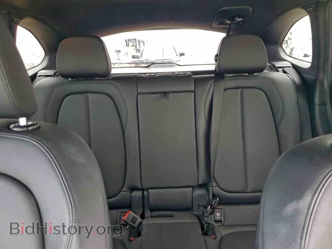 2017 BMW X1 - VIN: WBXHT3C32H5F81765 - Фото 10