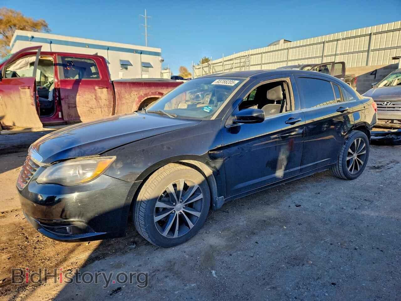 Фотография 1C3CCBCGXDN701280 - CHRYSLER 200 2013
