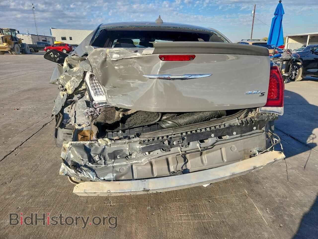 2017 CHRYSLER 300 - VIN: 2C3CCABG1HH635437 - Фото 6