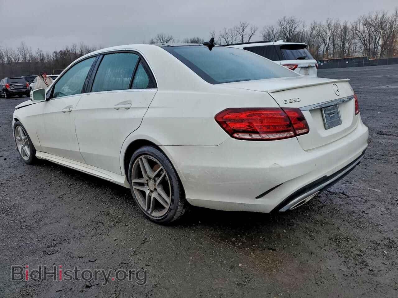 2014 MERCEDES-BENZ E-CLASS - VIN: WDDHF8JB2EB052943 - Фото 2