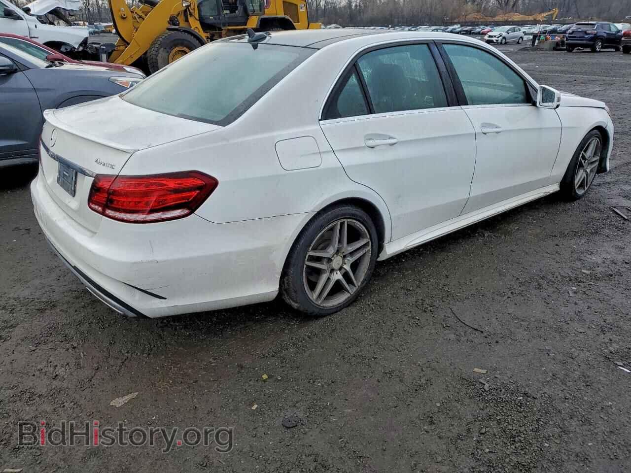 2014 MERCEDES-BENZ E-CLASS - VIN: WDDHF8JB2EB052943 - Фото 3