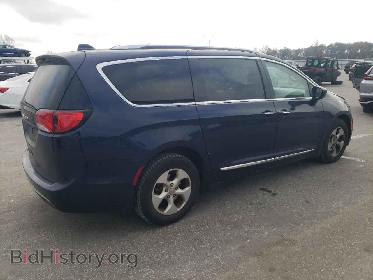 2017 CHRYSLER PACIFICA - VIN: 2C4RC1EGXHR513512 - Фото 3