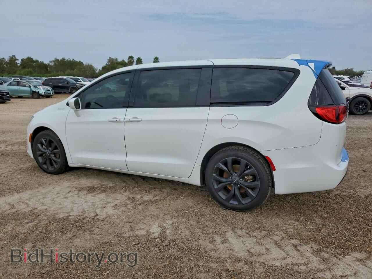 2020 CHRYSLER PACIFICA - VIN: 2C4RC1FG9LR204038 - Фото 2