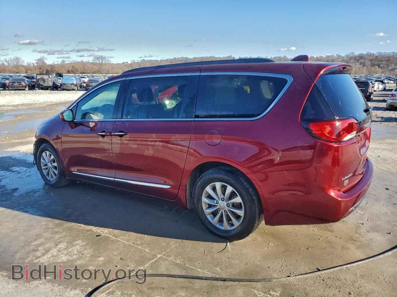2017 CHRYSLER PACIFICA - VIN: 2C4RC1BG3HR583258 - Photo 2
